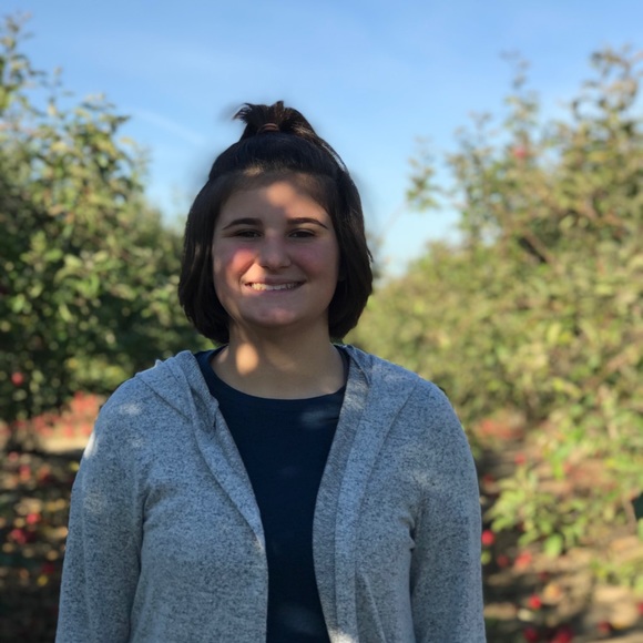 Meet your Posher, Nikolina - Picture 1 of 1